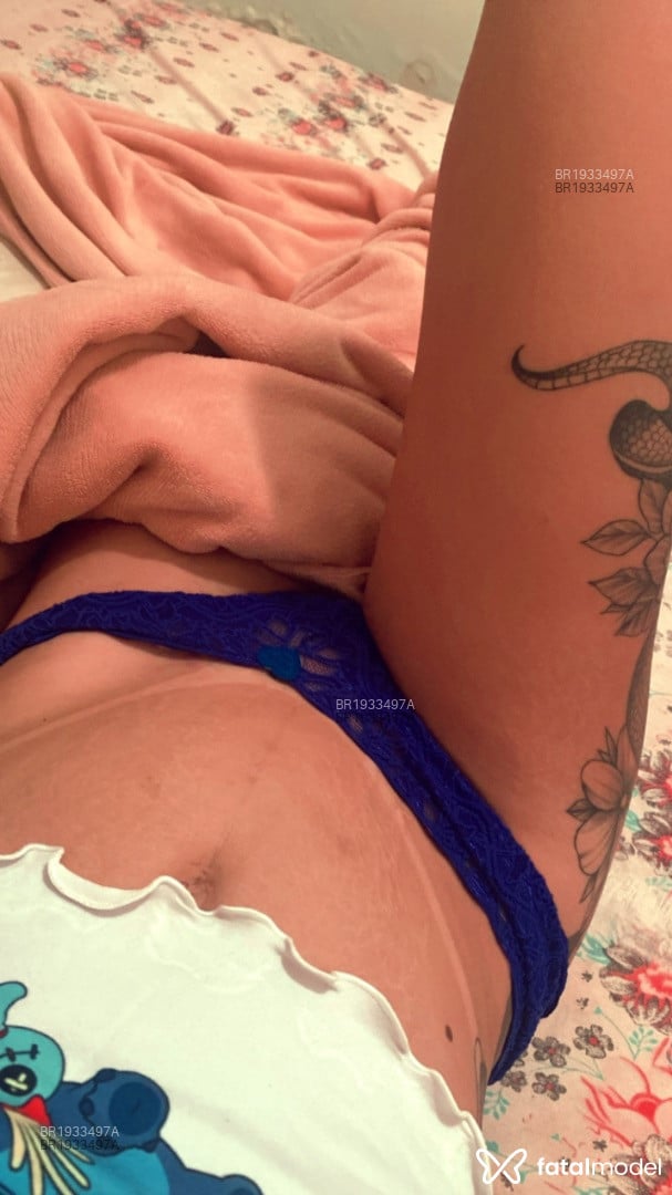 Acompanhante mulher morena (o) de olhos castanhos em Aparecida de Goiânia Acompanhante mulher morena (o) de olhos castanhos em Aparecida de Goiânia - Agatha