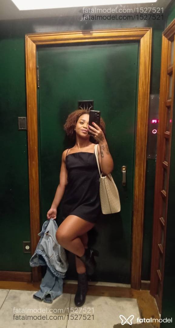 Acompanhante mulher morena (o) de olhos mel em Rio de Janeiro - Dandara Cruz