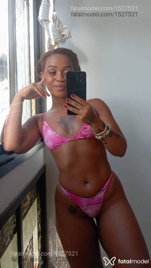 Acompanhante mulher morena (o) de olhos mel em Rio de Janeiro - Dandara Cruz