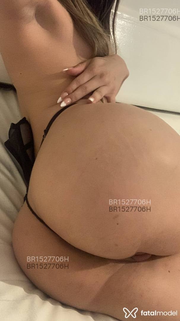 Acompanhante mulher trans loira (o) de olhos castanhos em Ponta Grossa - Letícia Muller