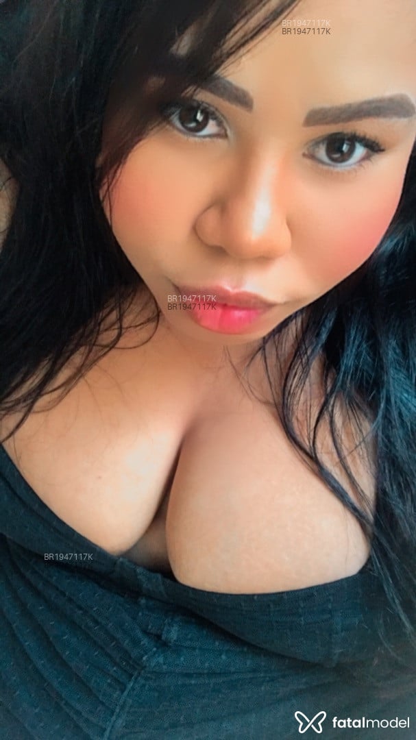 Acompanhante mulher morena (o) de olhos castanhos em Salvador - FabiBaby