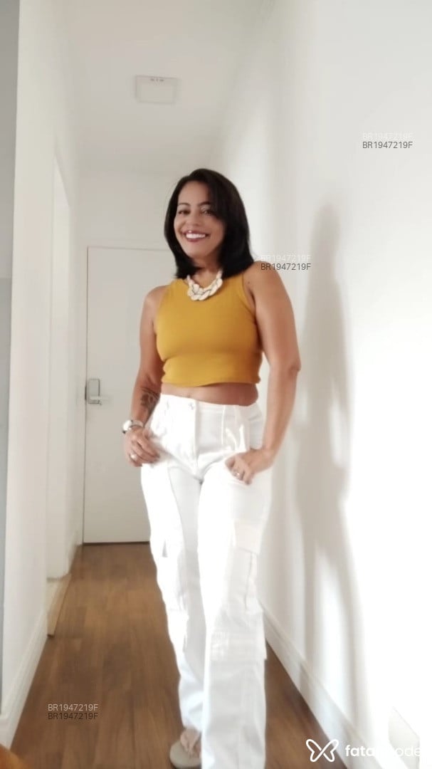 Acompanhante mulher com cabelo castanho de olhos castanhos em São Paulo - Renata