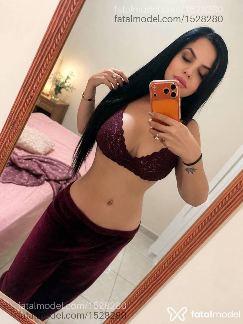 Acompanhante mulher morena (o) de olhos castanhos em São Lourenço - Nathalia Lemes
