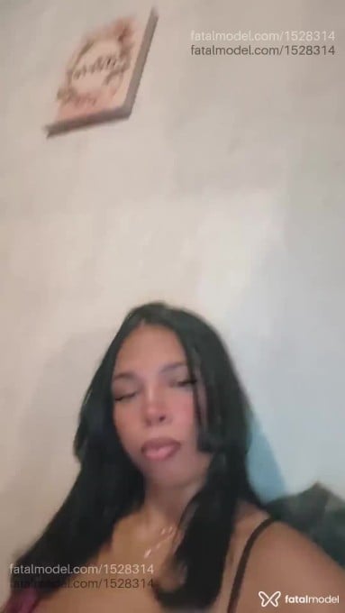 Acompanhante mulher morena (o) de olhos castanhos em Saquarema - Cristal