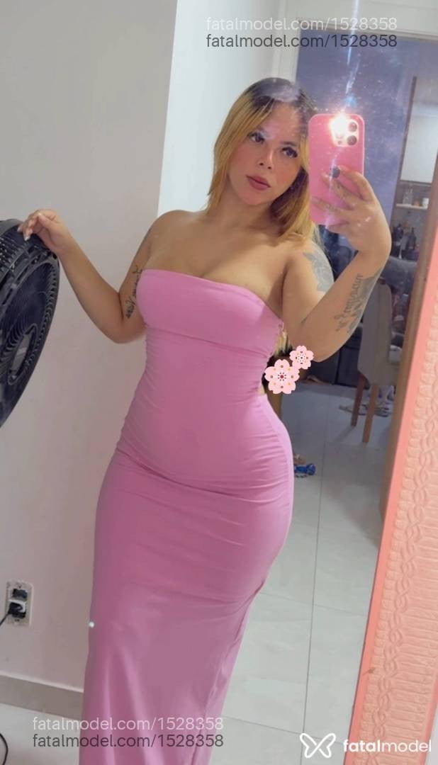 Acompanhante mulher ruiva (o) de olhos castanhos - Kimberlly