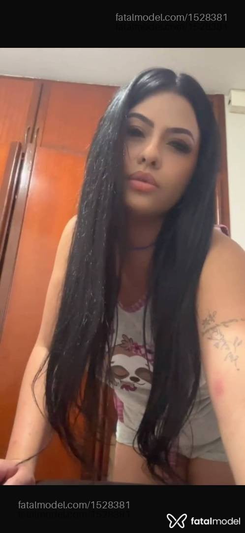 Acompanhante mulher morena (o) de olhos castanhos em Cristalina - BRUNA JOLIE