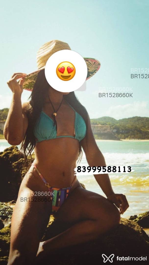 Acompanhante mulher morena (o) de olhos mel em João Pessoa Acompanhante mulher morena (o) de olhos mel em João Pessoa - Moana Morais