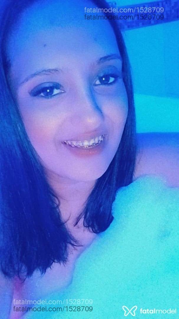 Acompanhante mulher morena (o) de olhos castanhos em Passo Fundo - CIBELLE