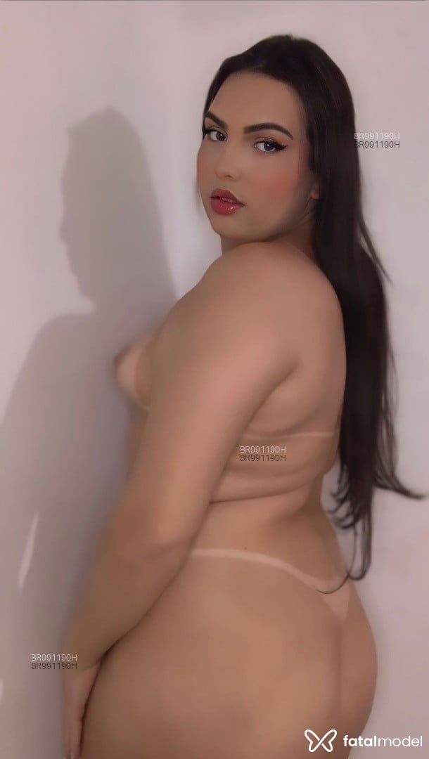 Acompanhante trans morena (o) de olhos castanhos - Gaby Rodrigues