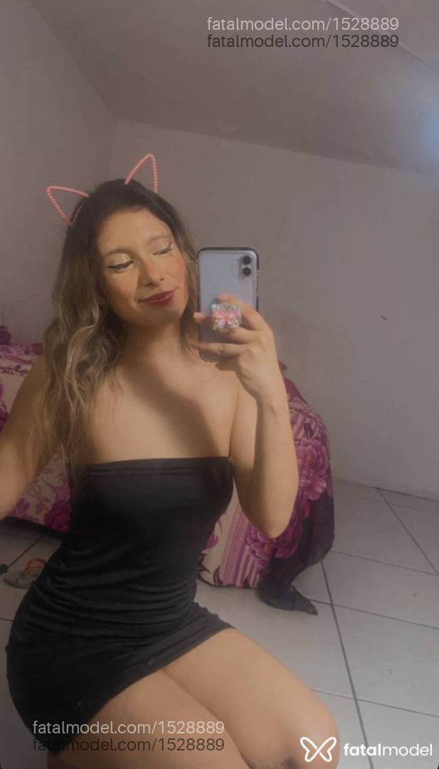 Acompanhante mulher loira (o) de olhos castanhos - Bianca Ferrari
