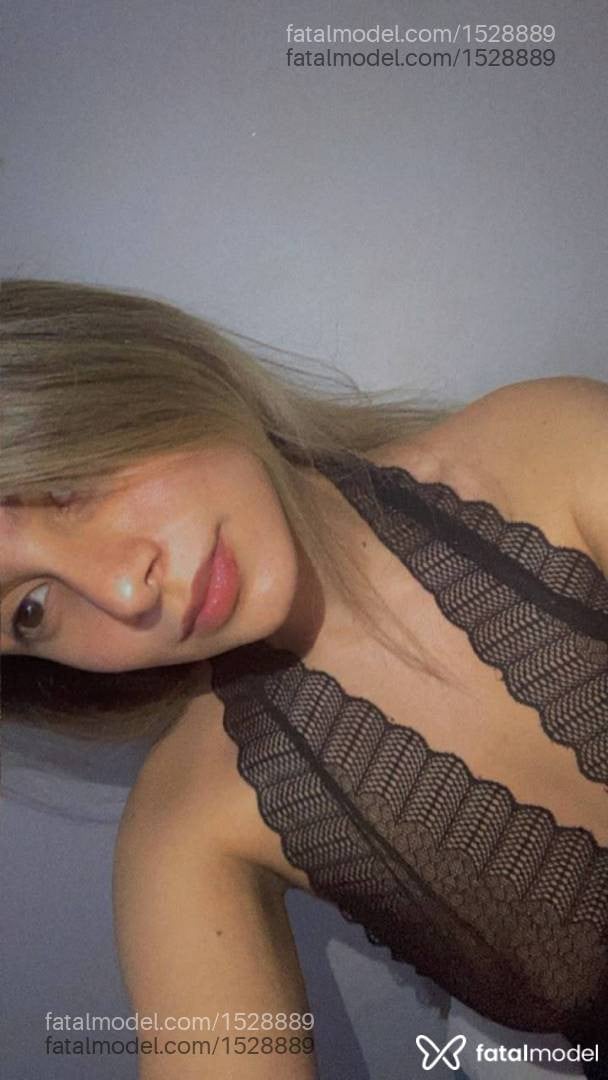 Acompanhante mulher loira (o) de olhos castanhos - Bianca Ferrari