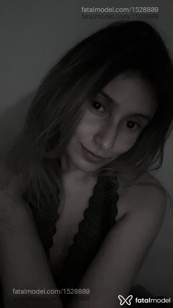 Acompanhante mulher loira (o) de olhos castanhos - Bianca Ferrari