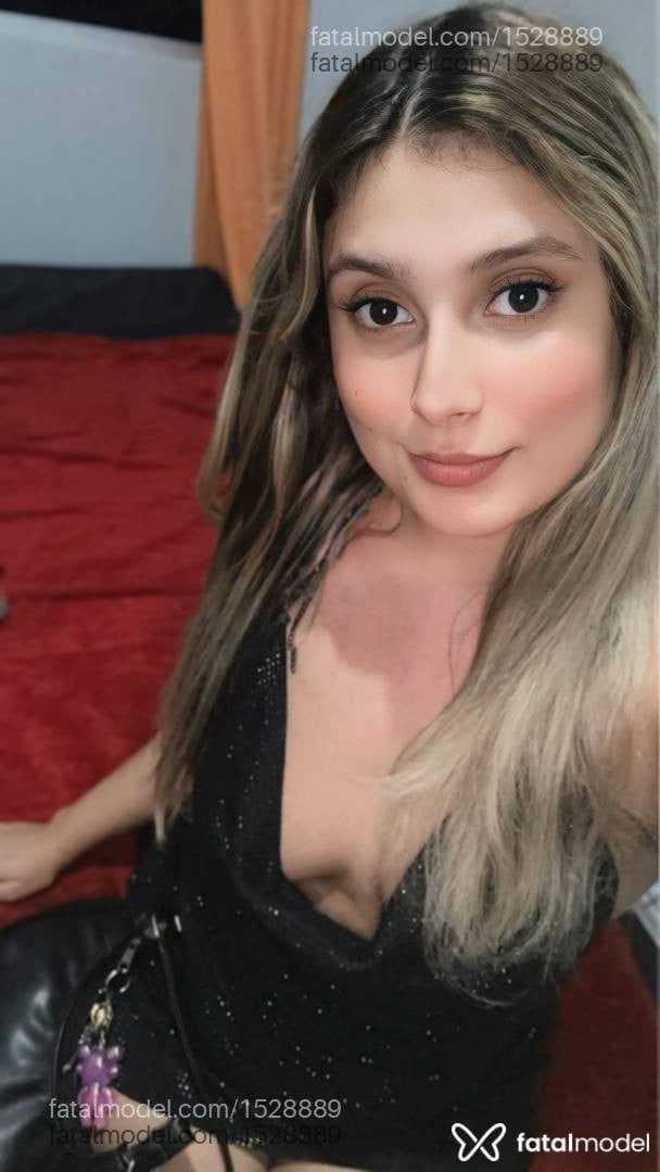 Acompanhante mulher loira (o) de olhos castanhos - Bianca Ferrari