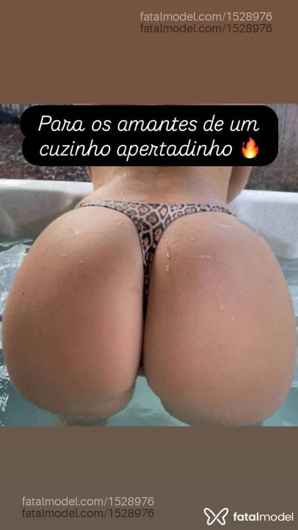 Acompanhante mulher com cabelo castanho de olhos castanhos - Mel