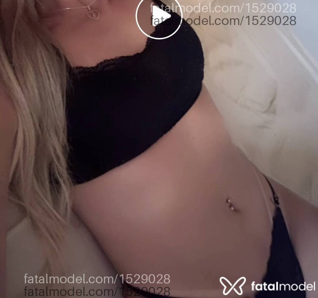 Acompanhante mulher loira (o) de olhos azuis em Itumbiara - Isabella