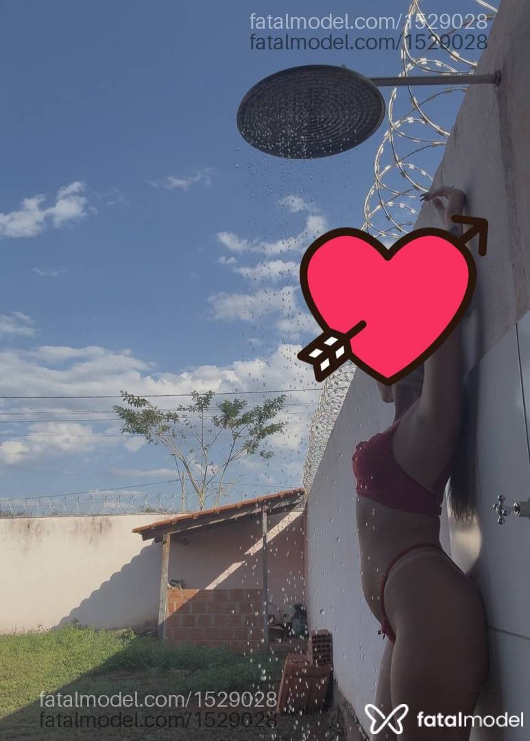 Acompanhante mulher loira (o) de olhos azuis - Isabella
