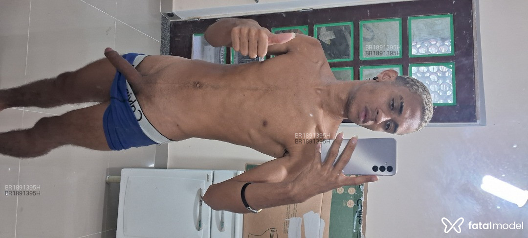 Acompanhante homem loira (o) de olhos castanhos em Rio de Janeiro - Doodi