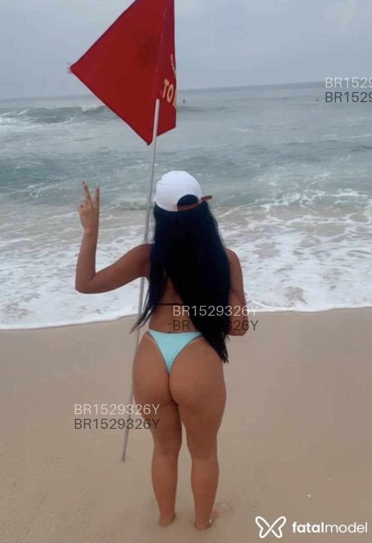 Acompanhante mulher morena (o) de olhos castanhos em Macaé - Nicole