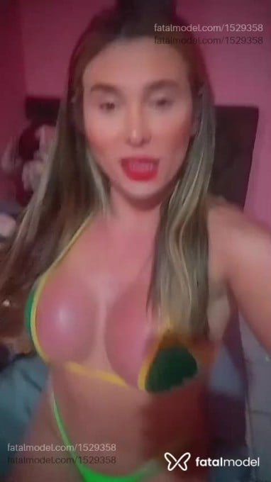 Acompanhante travesti morena (o) de olhos castanhos em Criciúma Acompanhante travesti morena (o) de olhos castanhos em Criciúma - Kau Gauchinhah