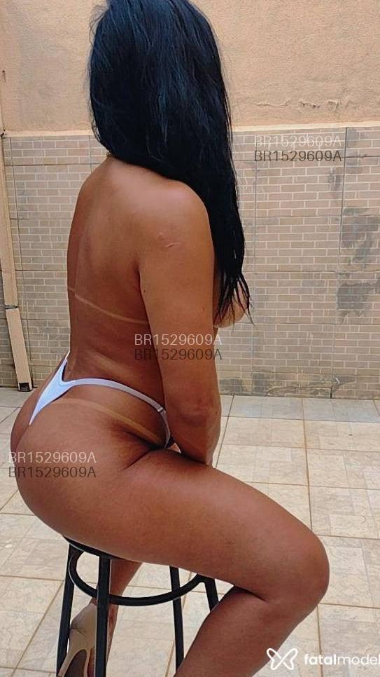 Acompanhante mulher com cabelo castanho de olhos castanhos em Anápolis Acompanhante mulher com cabelo castanho de olhos castanhos em Anápolis - Geovana souza