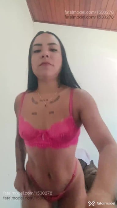 Acompanhante mulher com cabelo castanho de olhos castanhos em Birigui - Danny Dantas