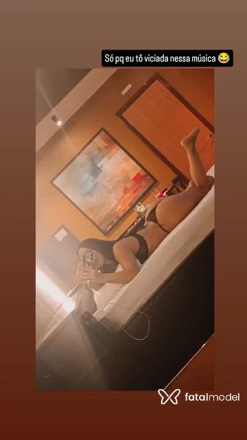Acompanhante mulher com cabelo castanho de olhos castanhos - Danny Dantas Acompanhante mulher com cabelo castanho de olhos castanhos - Danny Dantas