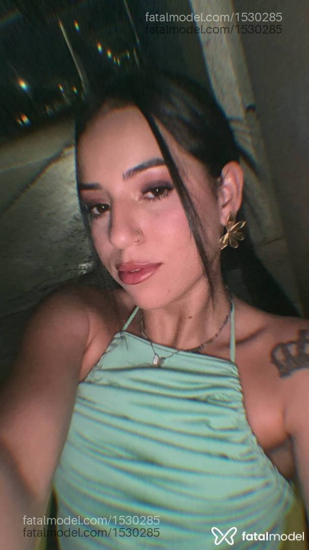 Acompanhante mulher morena (o) de olhos castanhos - Ana