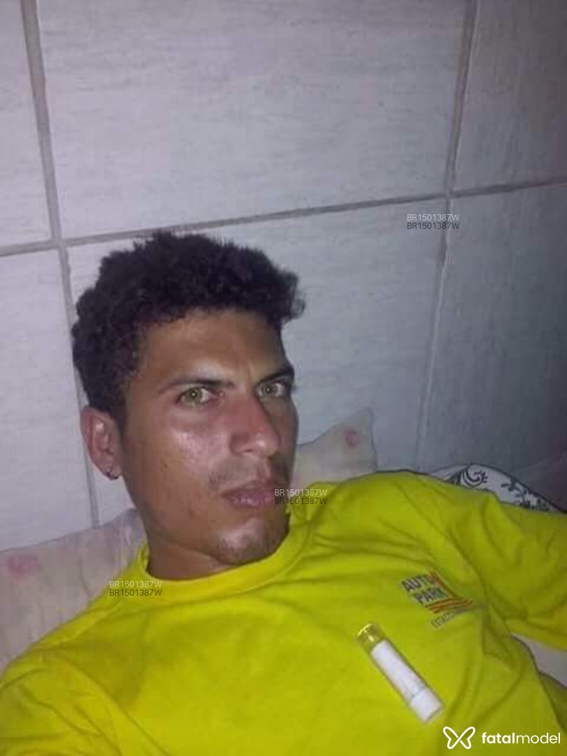 Acompanhante homem morena (o) de olhos castanhos em Aparecida de Goiânia Acompanhante homem morena (o) de olhos castanhos em Aparecida de Goiânia - MARCOS MACHADO