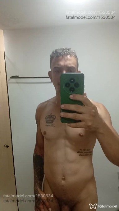 Acompanhante homem com cabelo castanho de olhos castanhos em São Paulo - Philver Viana