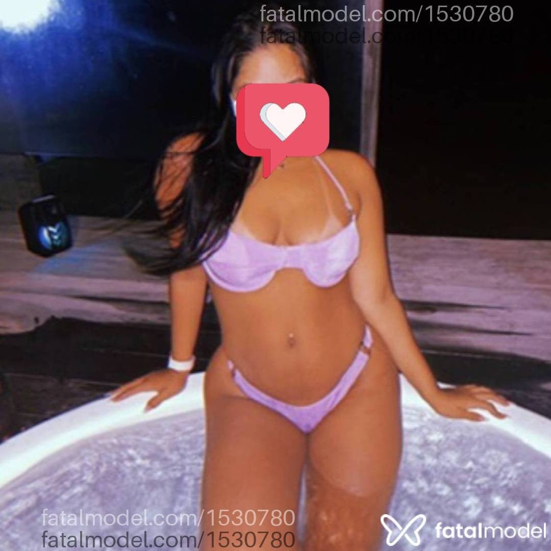 Acompanhante mulher morena (o) de olhos castanhos em Viçosa - Alycia Vasquez