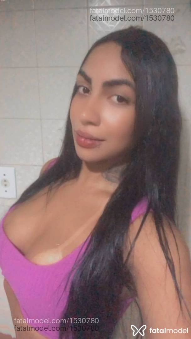 Acompanhante mulher morena (o) de olhos castanhos em Viçosa - Alycia Vasquez