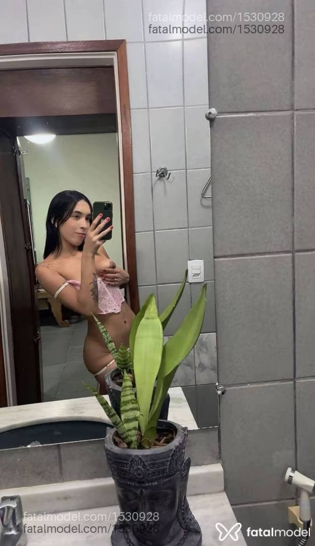 Acompanhante mulher com cabelo castanho de olhos castanhos em Colatina - Bárbara Sales