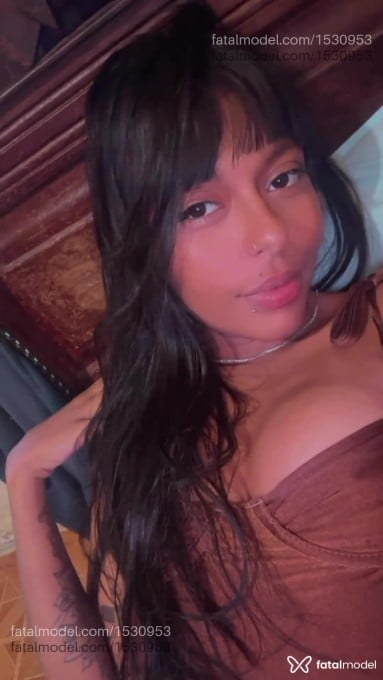 Acompanhante mulher morena (o) de olhos castanhos em Coronel Fabriciano Acompanhante mulher morena (o) de olhos castanhos em Coronel Fabriciano - Maria julia
