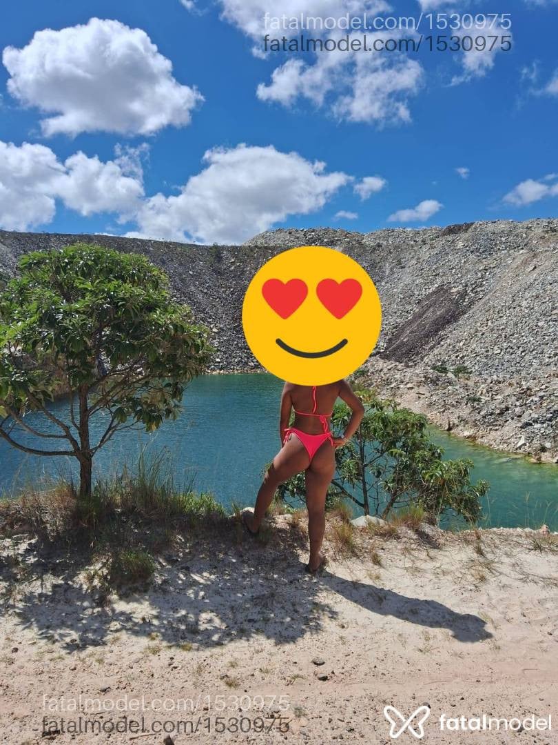 Acompanhante mulher morena (o) de olhos castanhos em Itajubá Acompanhante mulher morena (o) de olhos castanhos em Itajubá - Flora