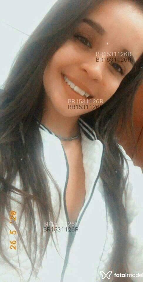 Acompanhante mulher morena (o) de olhos castanhos em Prata - Jade Bittencourt