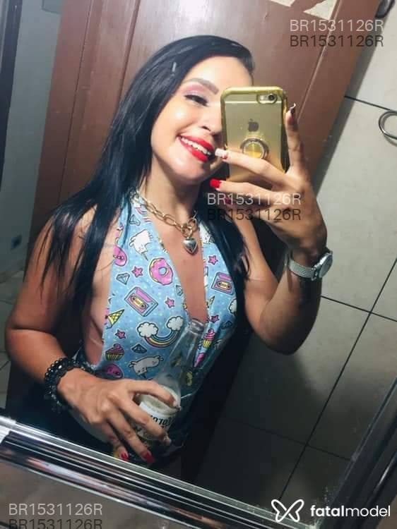 Acompanhante mulher morena (o) de olhos castanhos em Prata - Jade Bittencourt