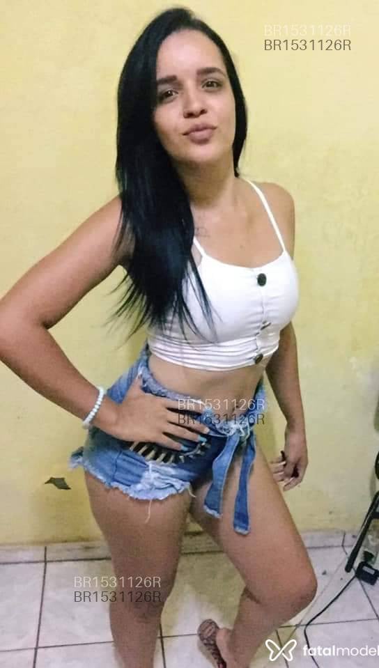 Acompanhante mulher morena (o) de olhos castanhos em Prata - Jade Bittencourt