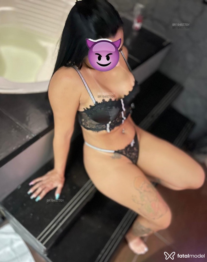 Acompanhante mulher morena (o) de olhos castanhos em Virtual - MORENA