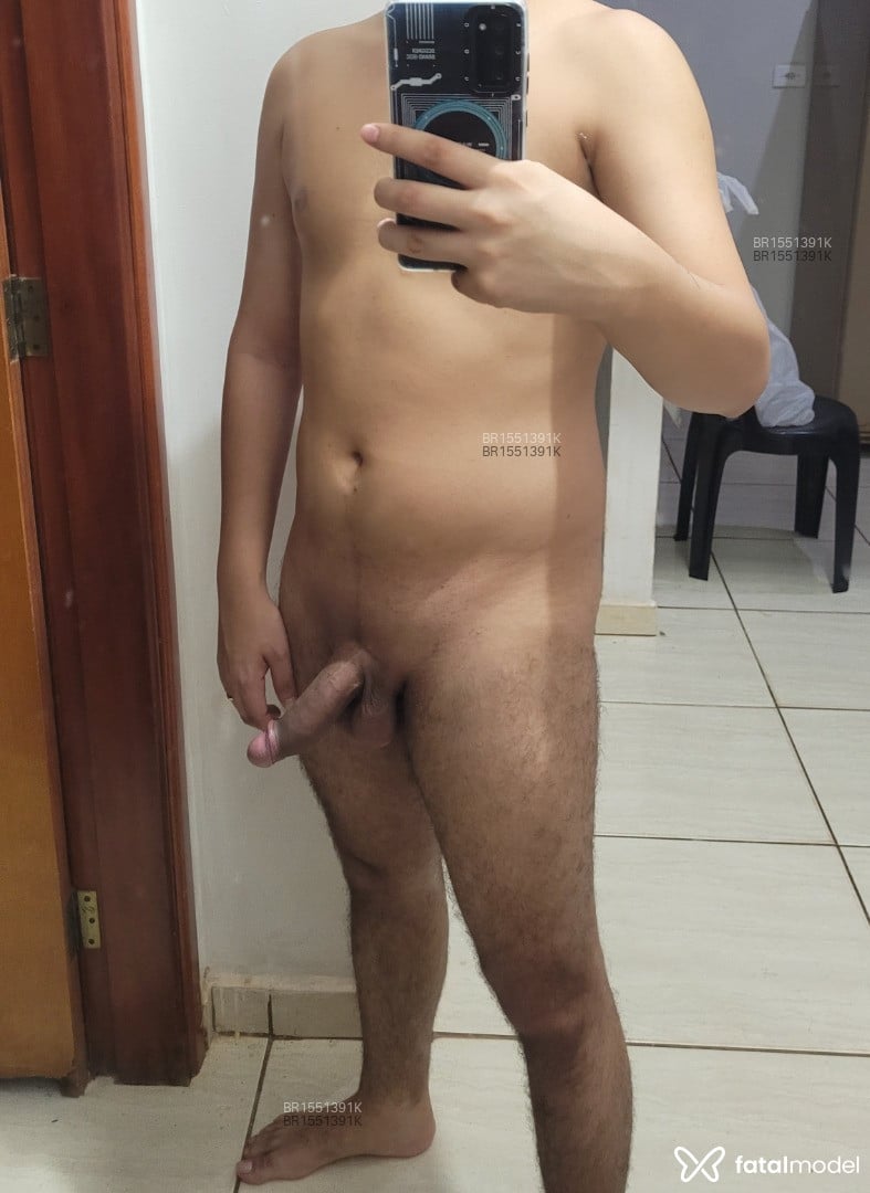 Acompanhante homem morena (o) de olhos castanhos em Itumbiara Acompanhante homem morena (o) de olhos castanhos em Itumbiara - Guilherme Vitor