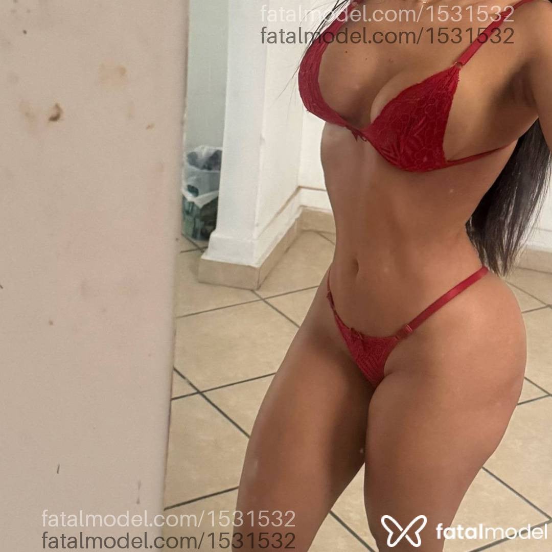 Acompanhante mulher morena (o) de olhos castanhos - Bianca