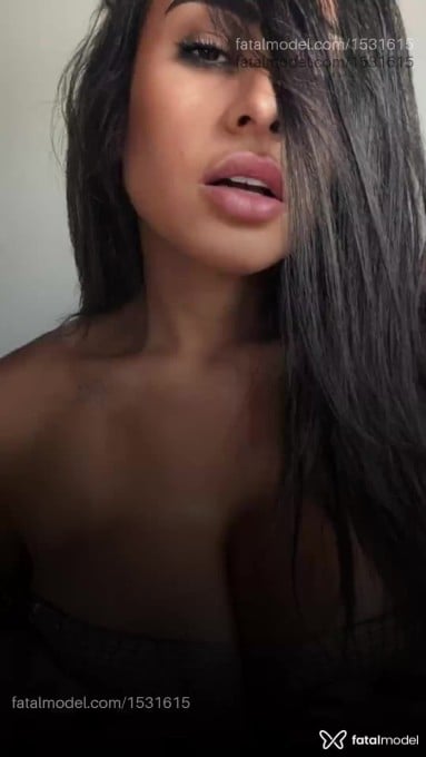 Acompanhante mulher com cabelo castanho de olhos castanhos em Caxias do Sul - Anny