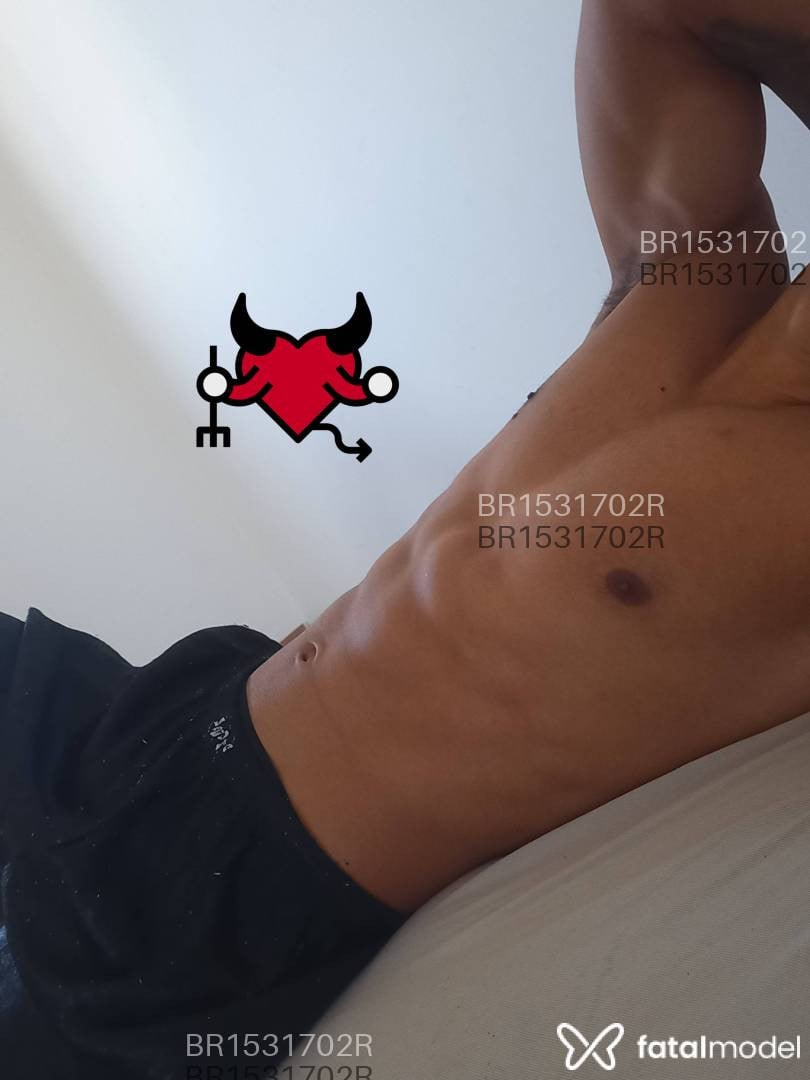 Acompanhante homem morena (o) de olhos castanhos em Bauru Acompanhante homem morena (o) de olhos castanhos em Bauru - Bateestaca
