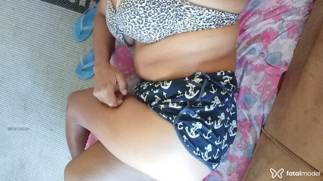 Acompanhante mulher morena (o) de olhos verdes em Araranguá - Manu