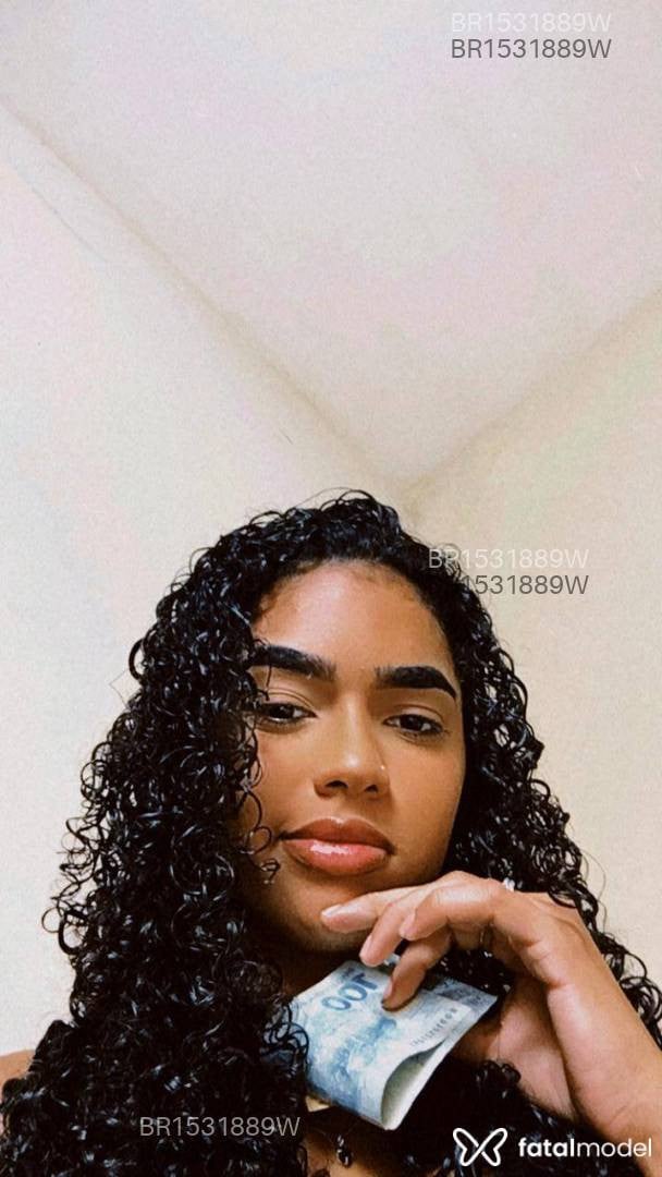 Acompanhante mulher morena (o) de olhos castanhos em Campos dos Goytacazes - RAYSSA