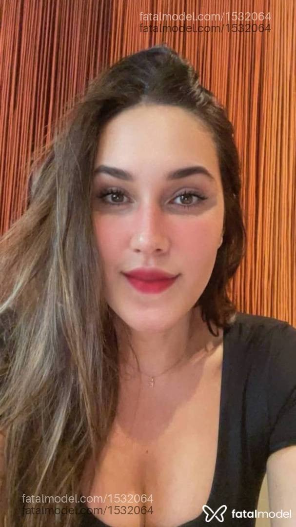 Acompanhante mulher loira (o) de olhos castanhos em Belém - Vittória Ferri