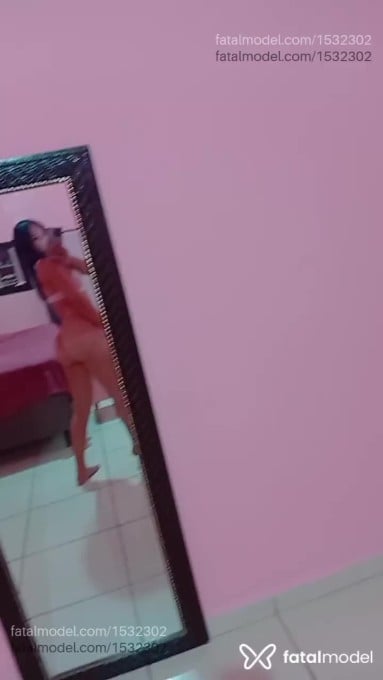 Acompanhante mulher com cabelo castanho de olhos castanhos em Três Lagoas Acompanhante mulher com cabelo castanho de olhos castanhos em Três Lagoas - Bianca Santos