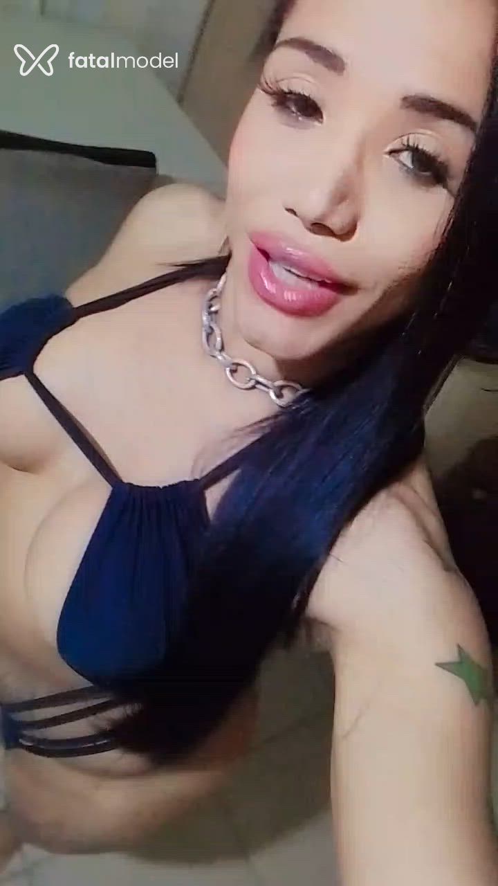 Acompanhante travesti morena (o) de olhos mel - Letícia Novaes Acompanhante travesti morena (o) de olhos mel - Letícia Novaes