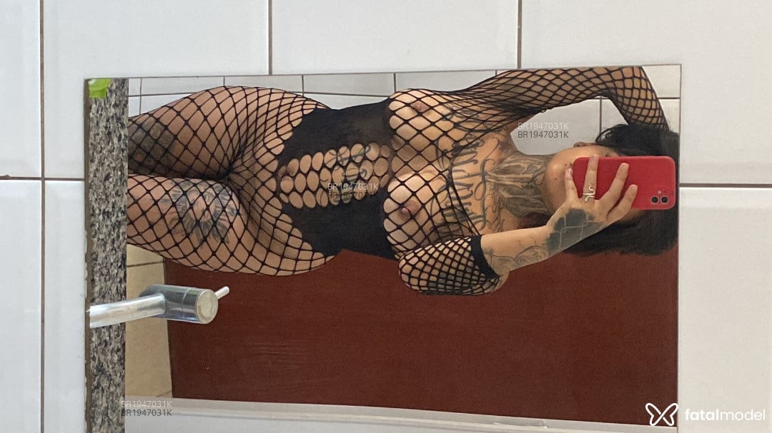 Acompanhante mulher morena (o) de olhos mel em Goiânia - Melissa