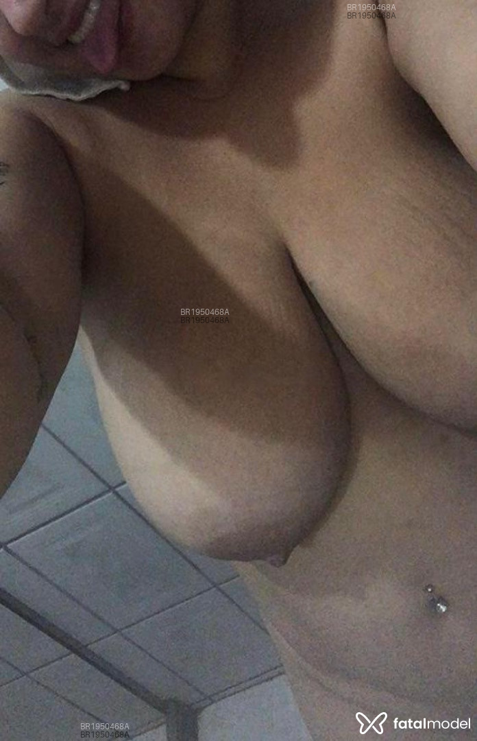Acompanhante mulher com cabelo castanho de olhos castanhos em Vitória - Luara Xabudê