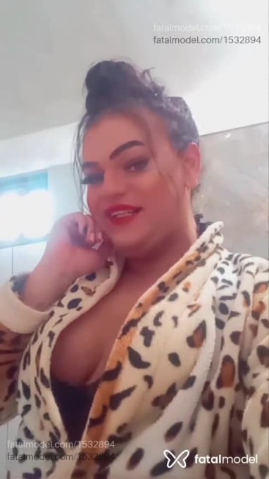 Acompanhante travesti morena (o) de olhos castanhos em Parobé Acompanhante travesti morena (o) de olhos castanhos em Parobé - Cris Becker